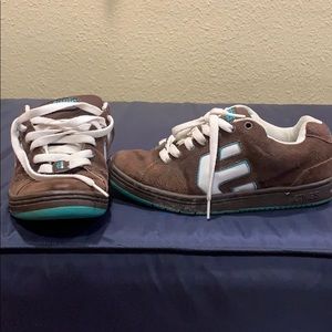 Women’s etnies skate shoes